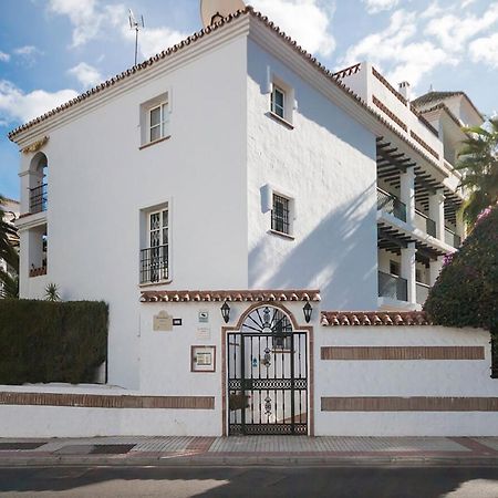 Lovely 2 Bedroom Apartment W/ Large Garden + Pools Benalmádena Eksteriør bilde