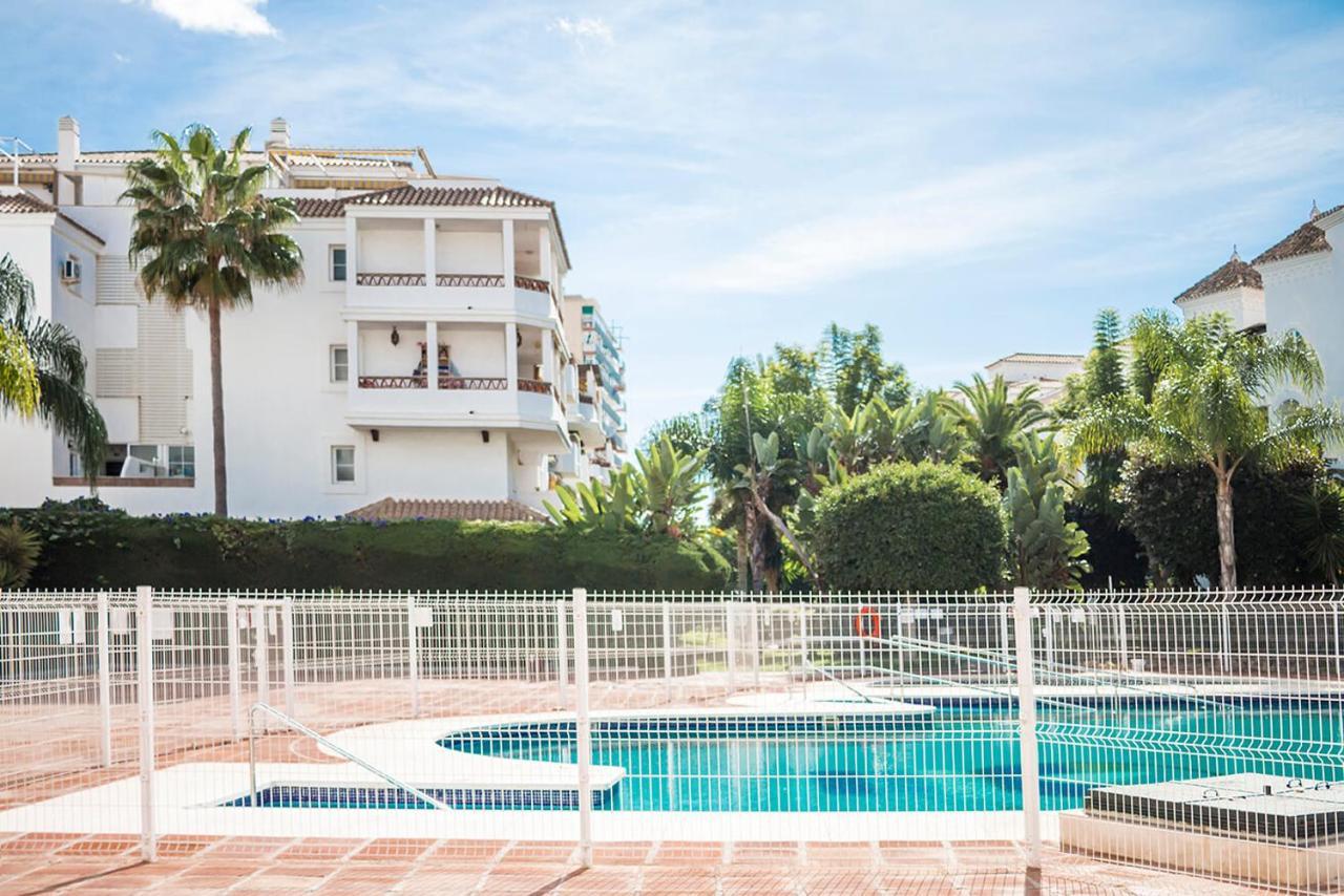 Lovely 2 Bedroom Apartment W/ Large Garden + Pools Benalmádena Eksteriør bilde