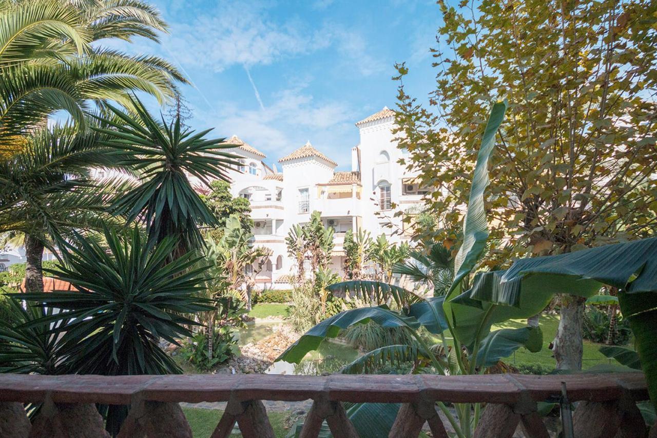 Lovely 2 Bedroom Apartment W/ Large Garden + Pools Benalmádena Eksteriør bilde